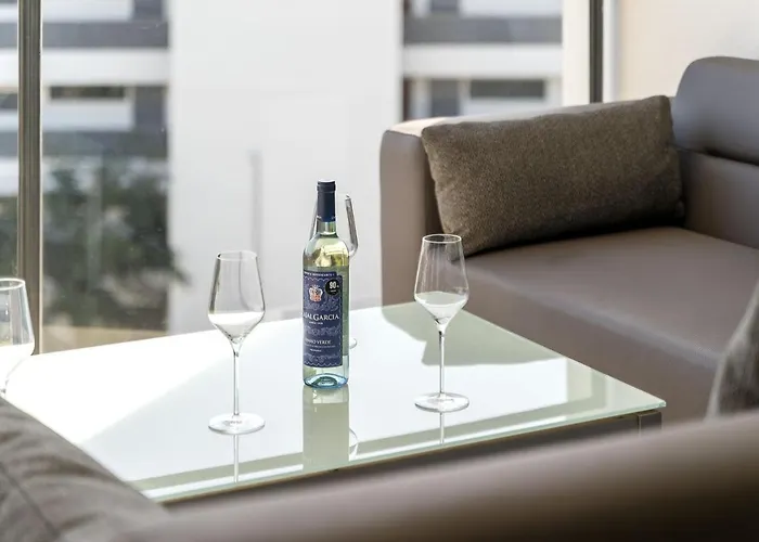 Deluxe 112 By Destination Algarve ラゴス